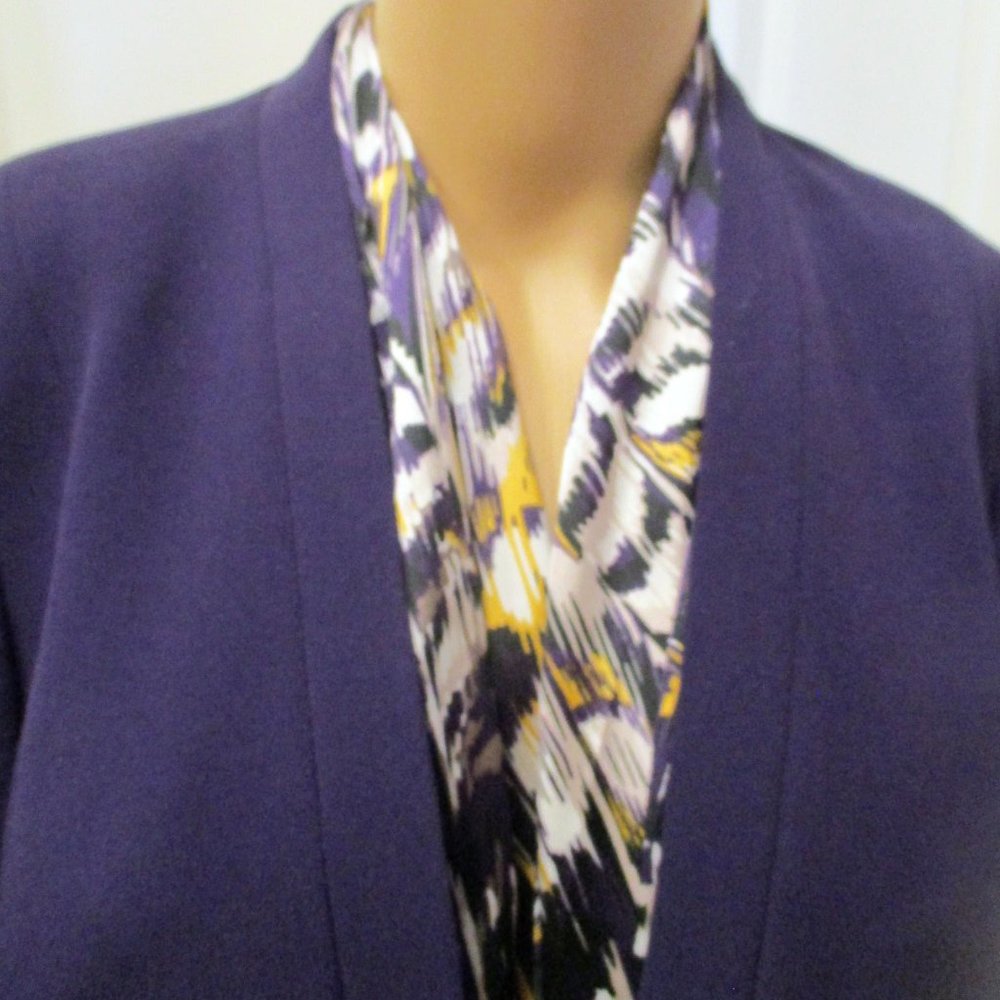 Kasper sz 10 Purple Jacket w/Scarf